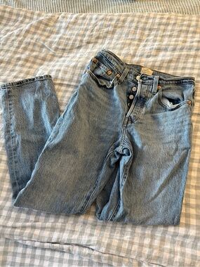 Levi 501 Jeans